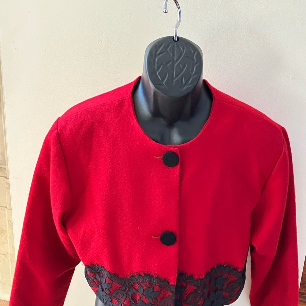 Chic Red Women's Bolero with Lace Trim